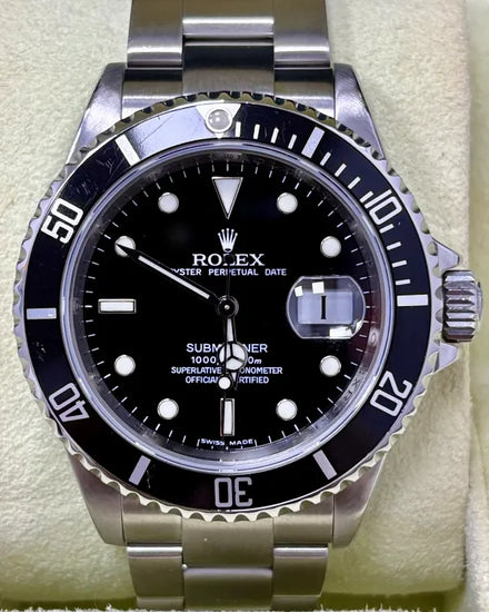 Rolex Submariner Date 40MM Black Dial Oyster Bracelet (16610)