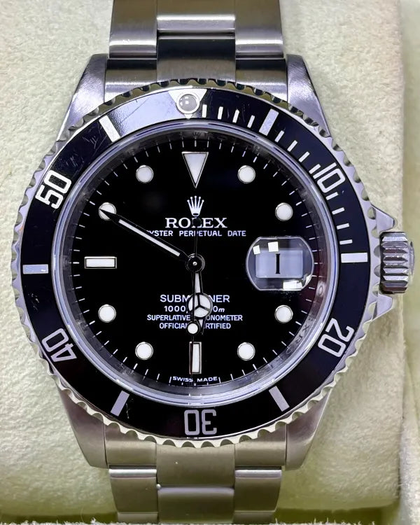 Rolex Submariner Date 40MM Black Dial Oyster Bracelet (16610)