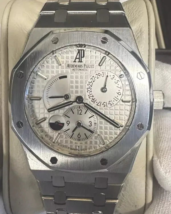 2016 Discontinued Audemars Piguet Royal Oak Dual Time 39MM White Dial Steel Bracelet (26120ST.OO.1220ST.01)