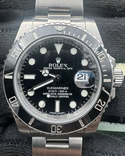 2010 Rolex Submariner Date 40MM Black Dial Oyster Bracelet (116610LN)