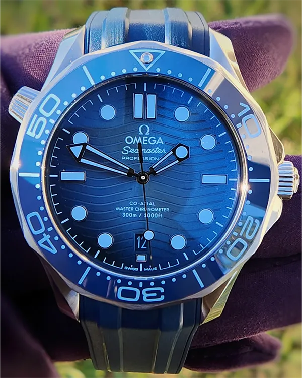 2024 Omega Seamaster Diver 300M 42MM Blue Dial Rubber Strap (210.30.42.20.03.003)