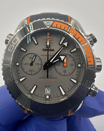 2017 Omega Seamaster Planet Ocean 600M 45.5MM Grey Dial Rubber Strap (215.92.46.51.99.001)