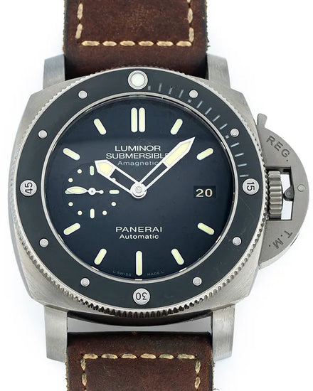 2017 Panerai Submersible Luminor 1950 3 Days 47MM Black Dial Leather Strap (PAM00389)
