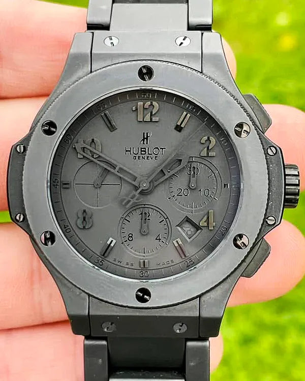 Hublot Big Bang L.E. 44MM Black Dial Ceramic Bracelet (301.CI.1110.CI)