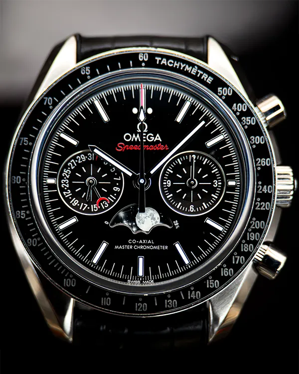 2022 Omega Speedmaster Moonphase 44.25MM Black Dial Leather Strap (304.33.44.52.01.001)