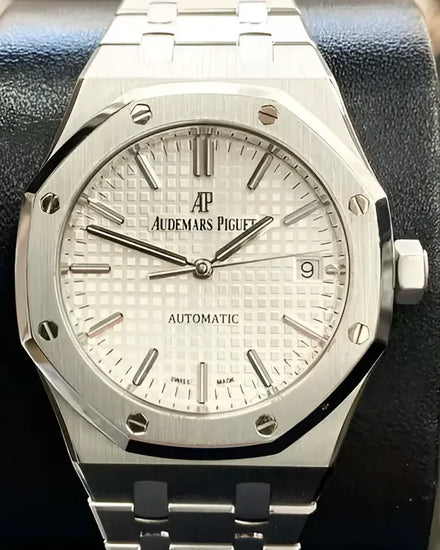 2016 Audemars Piguet Royal Oak Selfwinding 37MM Silver Dial Steel Bracelet (15450ST.OO.1256ST.01)