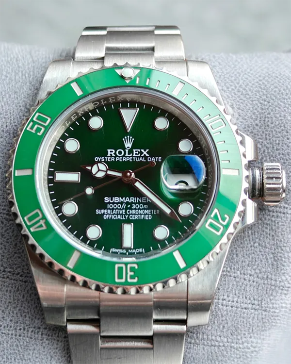 Rolex Submariner Date “Hulk” 40MM Green Dial Oyster Bracelet (116610LV)