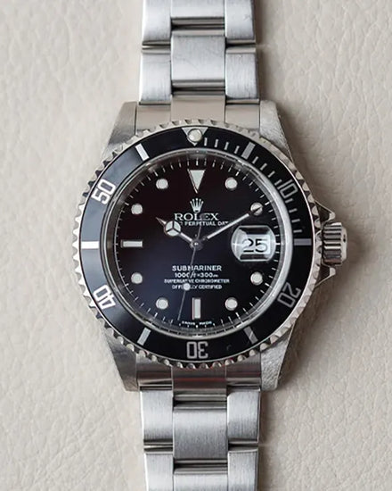 2002 Rolex Submariner Date 40MM Black Dial Oyster Bracelet (16610)