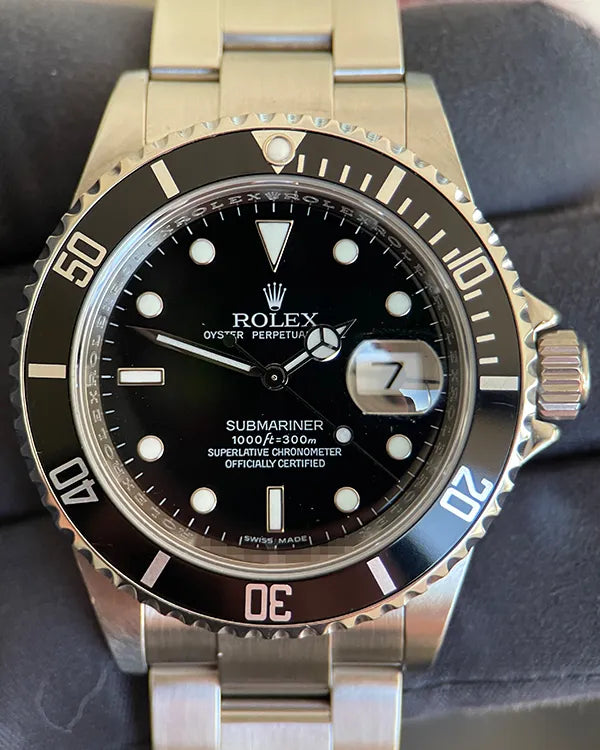 Rolex Submariner Date 40MM Black Dial Oyster Bracelet (16610)