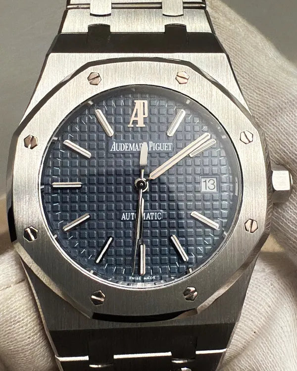 2005 Audemars Piguet Royal Oak 39MM Blue Dial Steel Bracelet (15300ST.OO.1220ST.02)