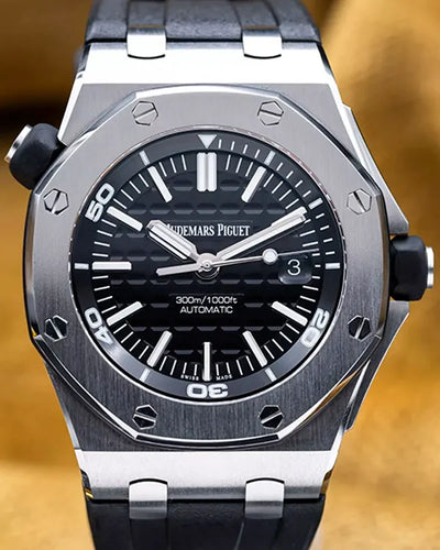 2015 Audemars Piguet Royal Oak Offshore Diver 42MM Black Dial Rubber Strap (15710ST.OO.A002CA.01)