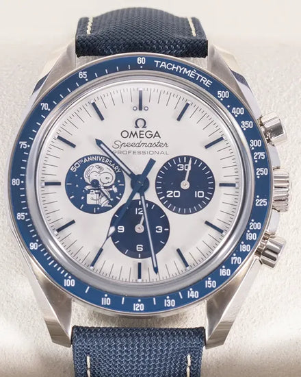 2022 Omega Speedmaster Professional Moonwatch "Silver Snoopy Award" 42MM Silver Dial Textile Strap (310.32.42.50.02.001)