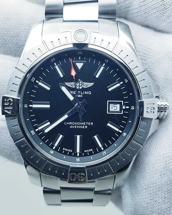 Breitling Avenger (A17318101B1A1)