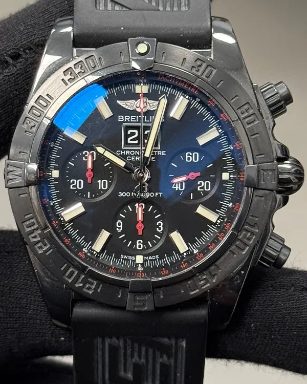 Breitling Blackbird (M4435911/BA27)