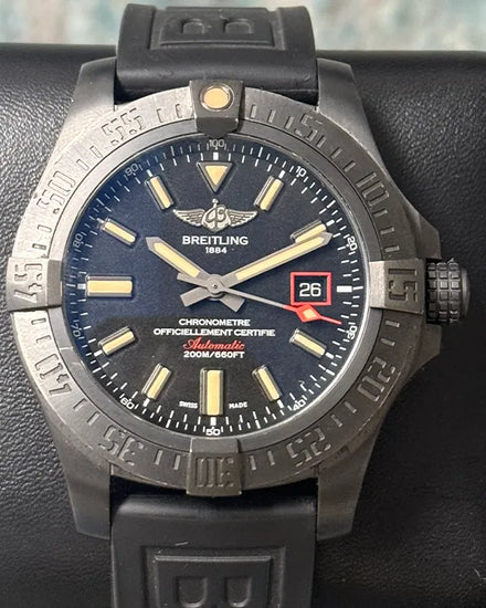 2018 Breitling Avenger Blackbird S.E. 44MM Black Dial Rubber Strap (V1731110/BD74)