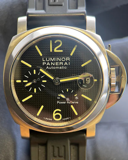 2013 Panerai Luminor Power Reserve 40MM Black Dial Rubber Strap (PAM00241)