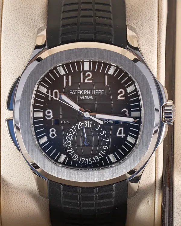2014 Patek Philippe Aquanaut 40.8MM Black Ombre Dial Rubber Strap (5164A-001)