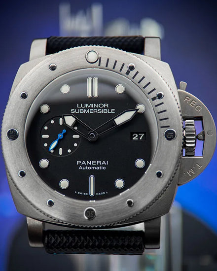 2017 Panerai Luminor Submersible 1950 3 Days 47MM Black Dial Textile Strap (PAM01305)