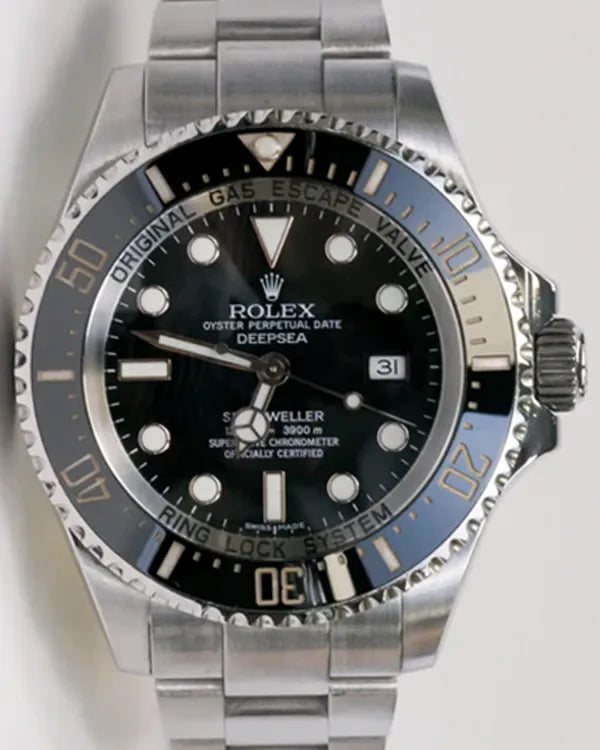 2017 Rolex Sea-Dweller 44MM Black Dial Oyster Bracelet (116660)