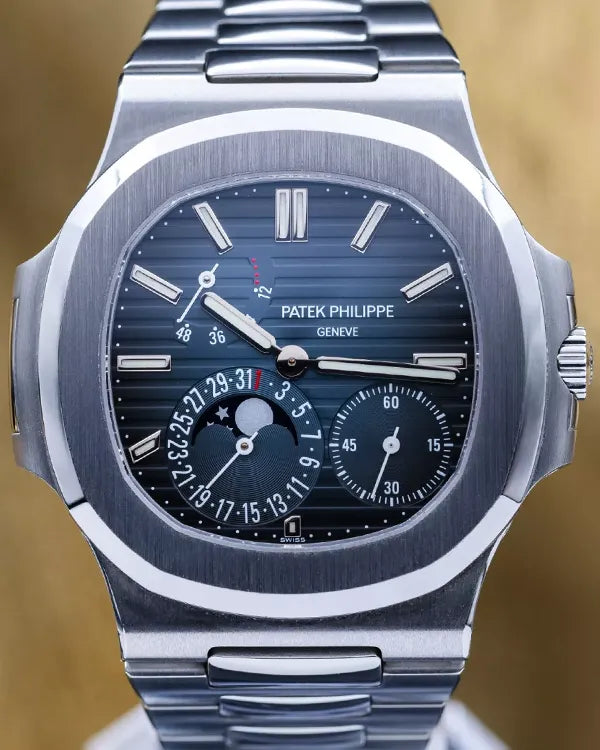 Patek Philippe Nautilus (2712/1A-001)