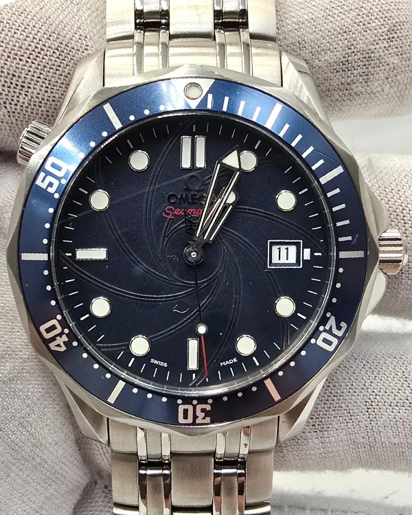 2006 Omega Seamaster "James Bond Casino Royale" L.E. 41MM Blue Dial Steel Bracelet (2226.80.00)
