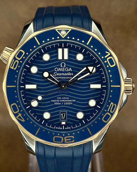 2020 Omega Seamaster Diver 300M 42MM Blue Dial Rubber Strap (210.22.42.20.03.002)