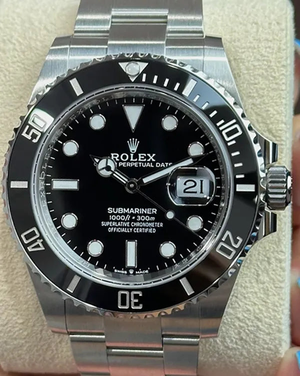 Rolex Submariner (126619LN)
