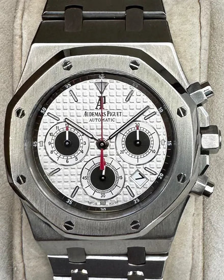 2014 Audemars Piguet Royal Oak "Panda" 39MM Silver Dial Steel Bracelet (26300ST.OO.1110ST.06)
