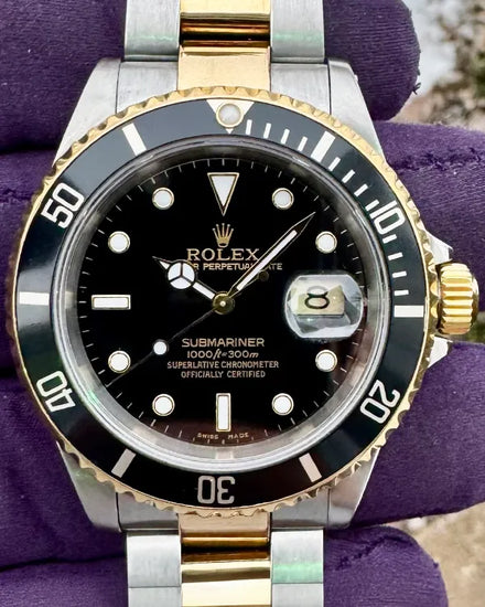 2001 (K Serial) Rolex Submariner Date 40MM Black Dial Two-Tone Oyster Bracelet (16613)