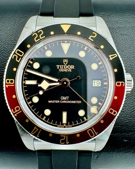 No Reserve - 2025 Tudor Black Bay GMT "Coke" 39MM Black Dial Rubber Strap (7939G1A0NRU)