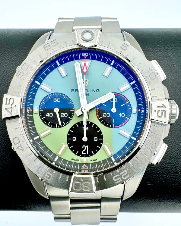 No Reserve - 2025 Breitling Avenger B01 44MM Green Dial Steel Bracelet (AB0147)