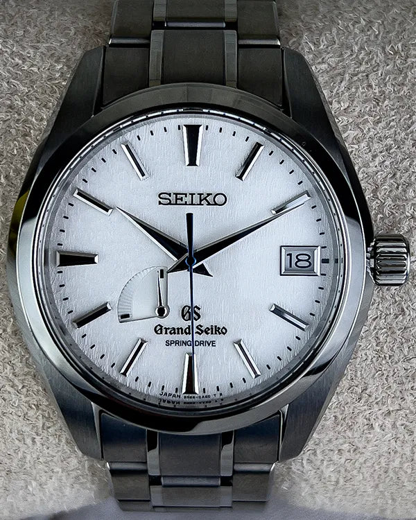 Grand Seiko Spring Drive "Snowflake" 40MM White Dial Titanium Bracelet (SBGA011)