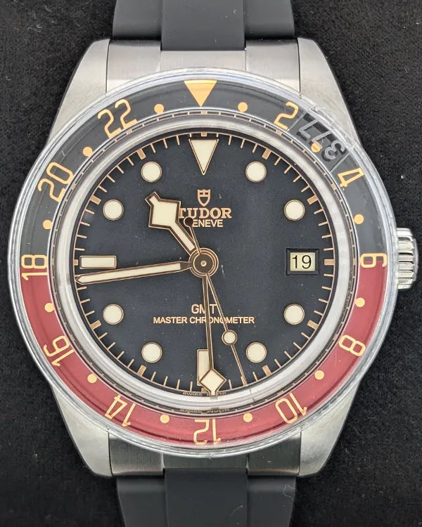 2024 Tudor Black Bay 58 GMT "Coke" 39MM Black Dial Rubber Strap (7939G1A0NRU)