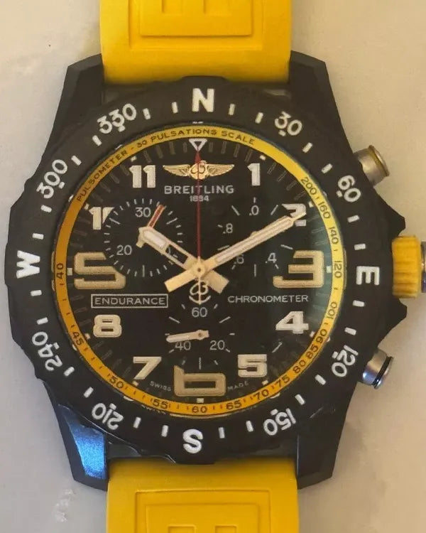 Breitling Endurance Pro 44M Quartz Black Dial Rubber Strap (X82310)