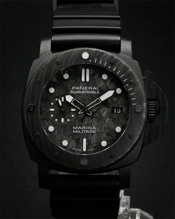 2020 Panerai Submersible 47MM Carbon Fiber Dial Rubber Strap (PAM00979)