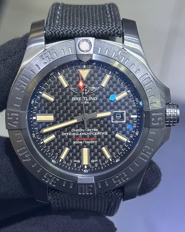 Breitling Avenger (V17310)