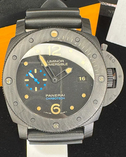 2017 Panerai Submersible 1950 3 Days 47MM Black Dial Rubber Strap (PAM00616)
