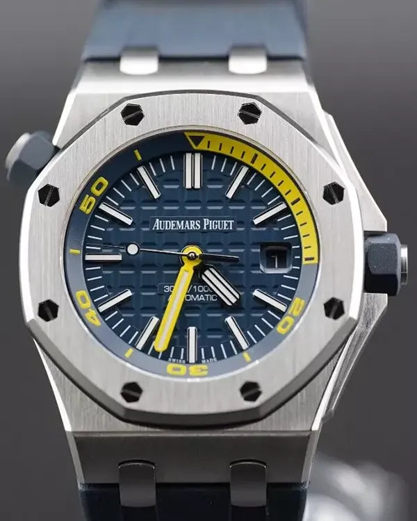 2018 Audemars Piguet Royal Oak Offshore Diver 42MM Blue Dial Rubber Strap (15710ST.OO.A027CA.01)