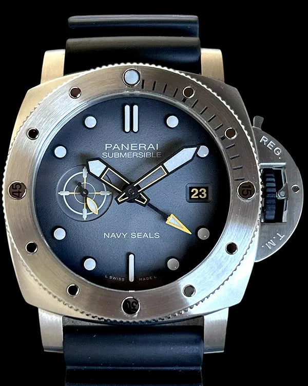No Reserve - 2023 Panerai Submersible GMT "Navy SEALs" L.E. 44MM Grey Dial Rubber Strap (PAM01323)