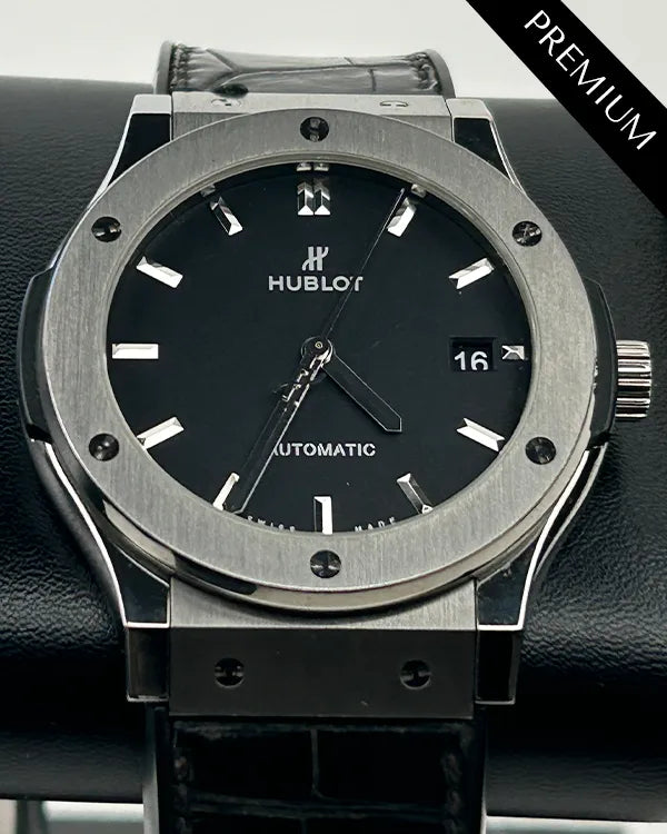 2016 Hublot Classic Fusion 45MM Black Dial Leather/Rubber Strap (511.NX.1171.RX)