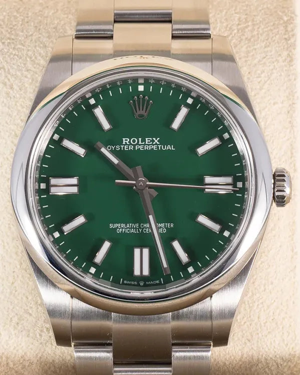 Rolex Oyster Perpetual (124300-0005)