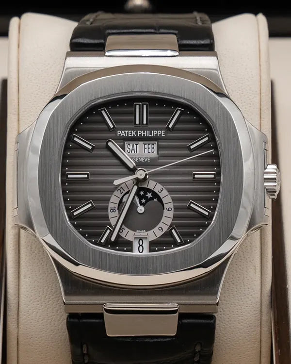 (Diego working) Patek Philippe Nautilus (5726A-001)