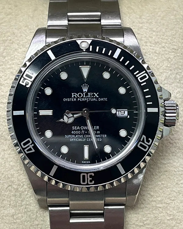 Rolex Sea-Dweller 4000 40MM Black Dial Oyster Bracelet (16600)