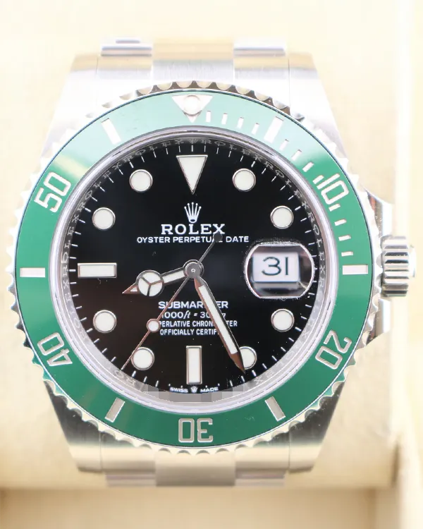 Rolex Submariner (126610LV)