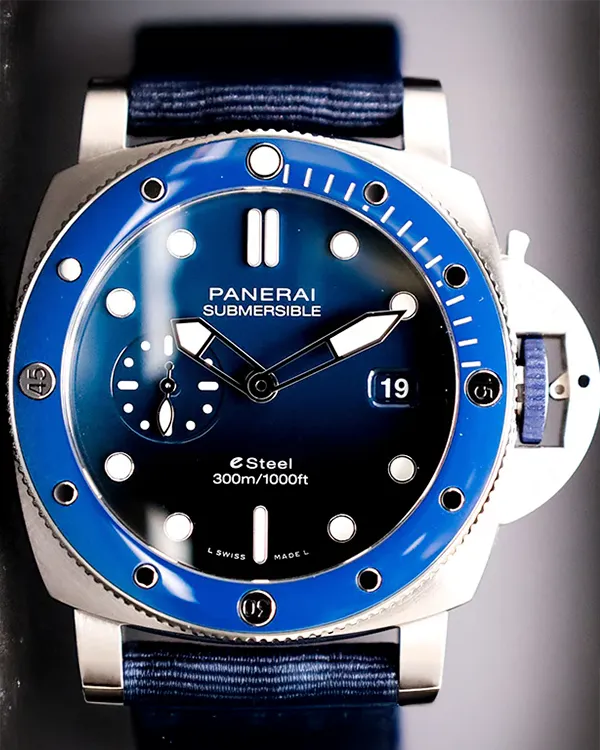 Panerai Submersible QuarantaQuattro Blu Profondo 44MM Blue Dial Textile Strap (PAM01289)