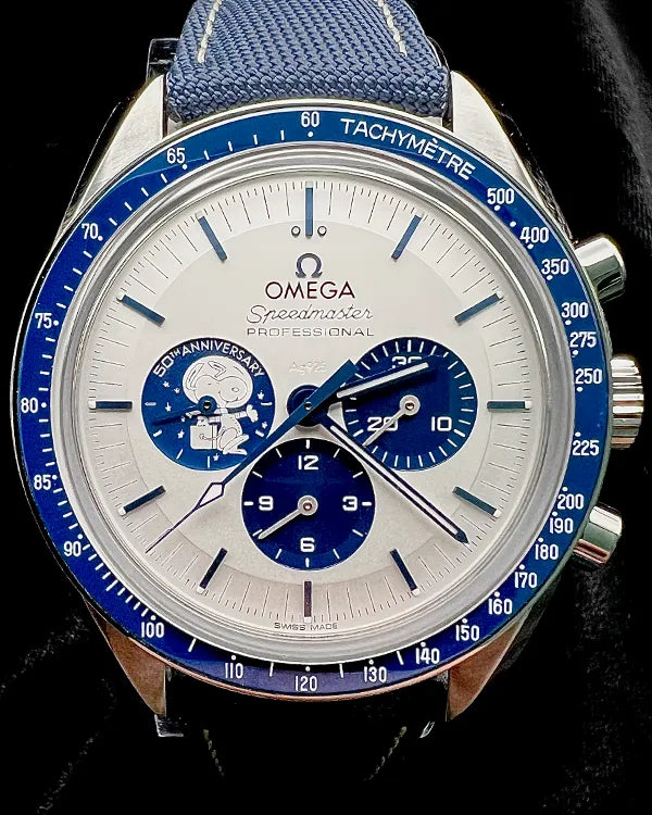 Omega Speedmaster "Silver Snoopy Award" 42MM Silver Dial Textile Strap (310.32.42.50.02.001)
