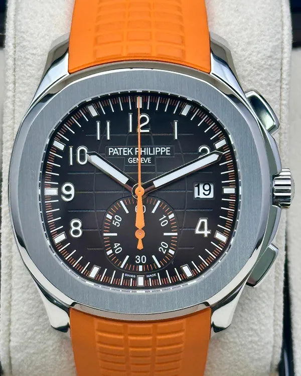 2018 Patek Philippe Aquanaut 42.2MM Black Dial Rubber Strap (5968A-001)