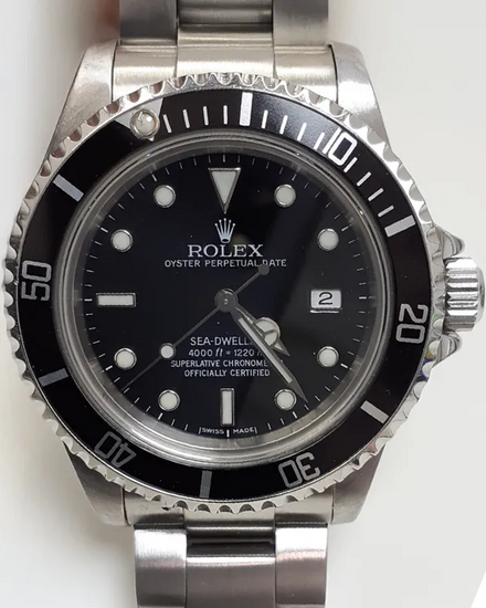 Rolex Sea-Dweller 4000 40MM Black Dial Oyster Bracelet (16600)