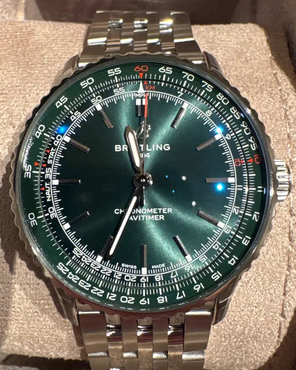 Breitling Navitimer (A17329)