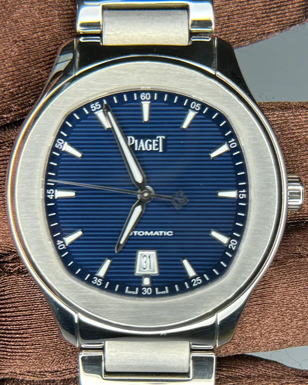 Piaget Polo Date 42MM Blue Dial Steel Bracelet (P11268)